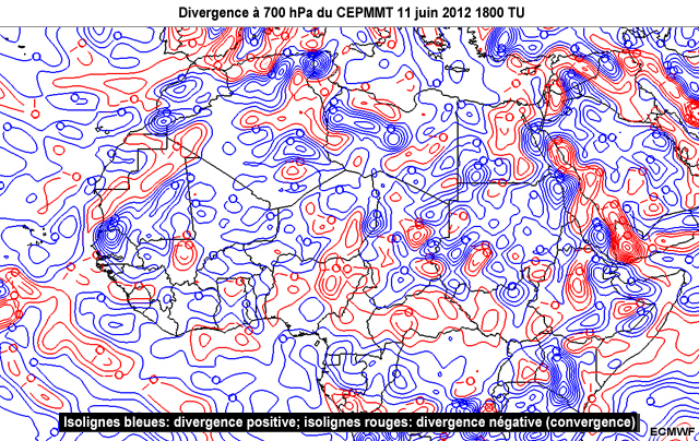 Cartes de divergence 700 hPa du CEPMMT au-dessus d�une partie de l'Afrique de 18 TU le 11 juin � 06 TU le 12 juin 2012.