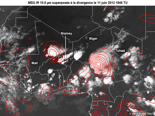 Image IR 10,8 microm�tres de MSG, superpos�e � la divergence, de 1645 � 1945 TU le 11 juin 2012, au-dessus d�une partie de l'Afrique